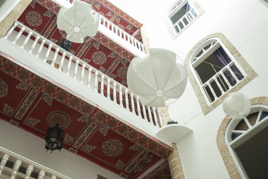 Riad Lalla Zina Есувейра Екстериор снимка