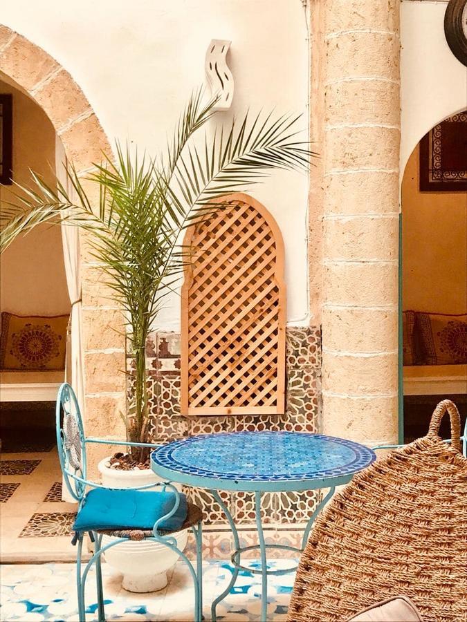 Riad Lalla Zina Есувейра Екстериор снимка