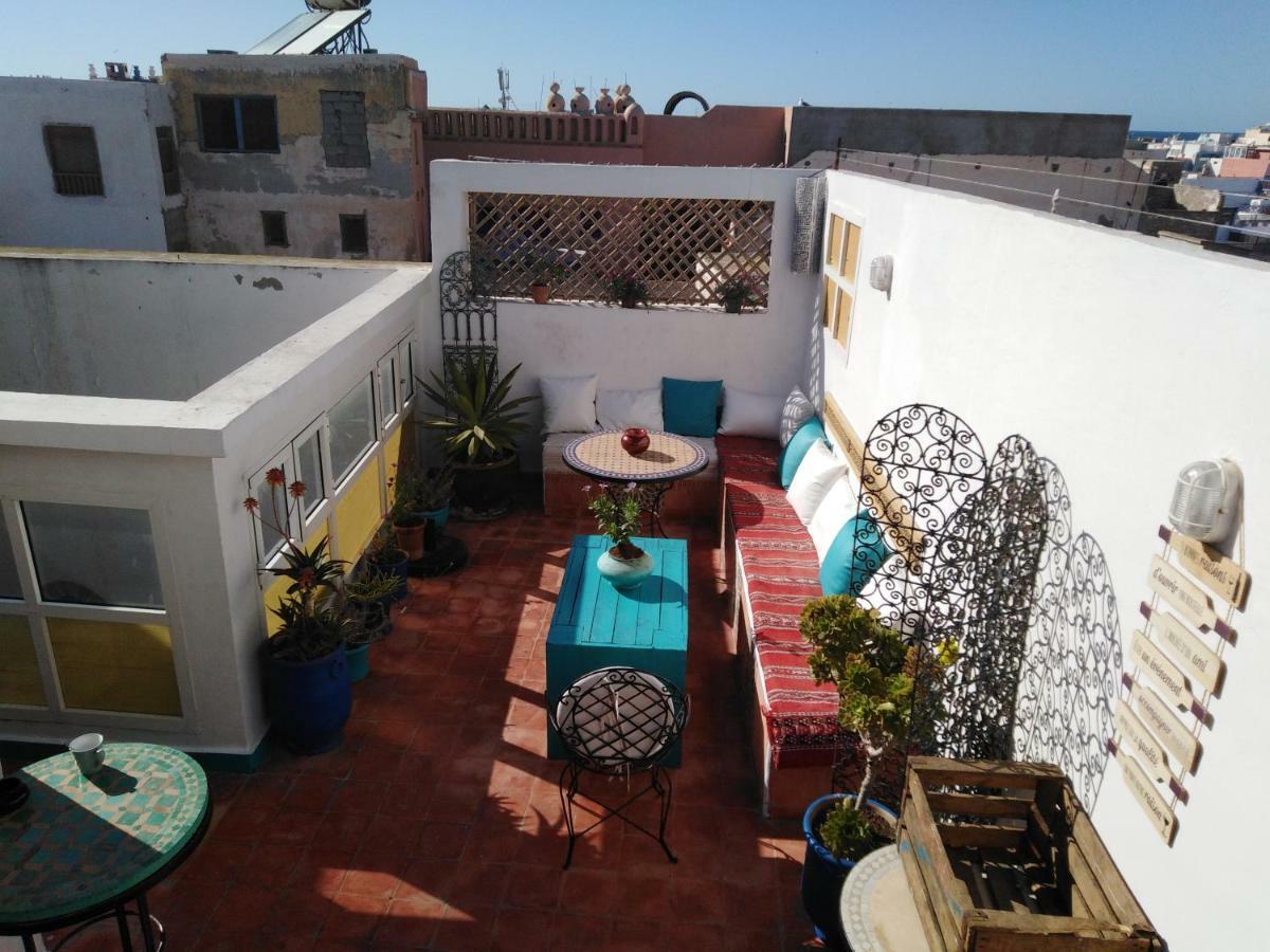 Riad Lalla Zina Есувейра Екстериор снимка
